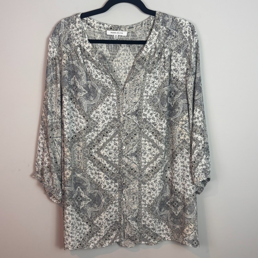 Rose & Olive Womens Lightweight Button Front 3/4 Sleeve Grey Floral Blouse sz 2X